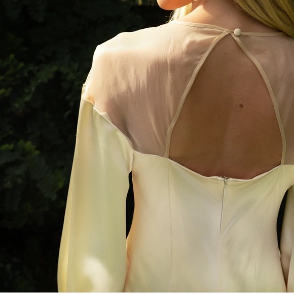 THE OWN STUDIO Wedding Dress - Picture 14 of 16